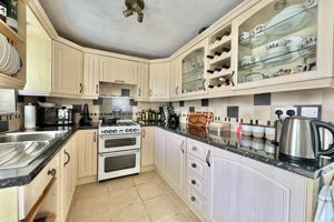 Kitchen- click for photo gallery